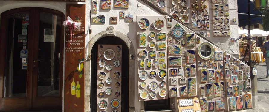 Souvenir wall